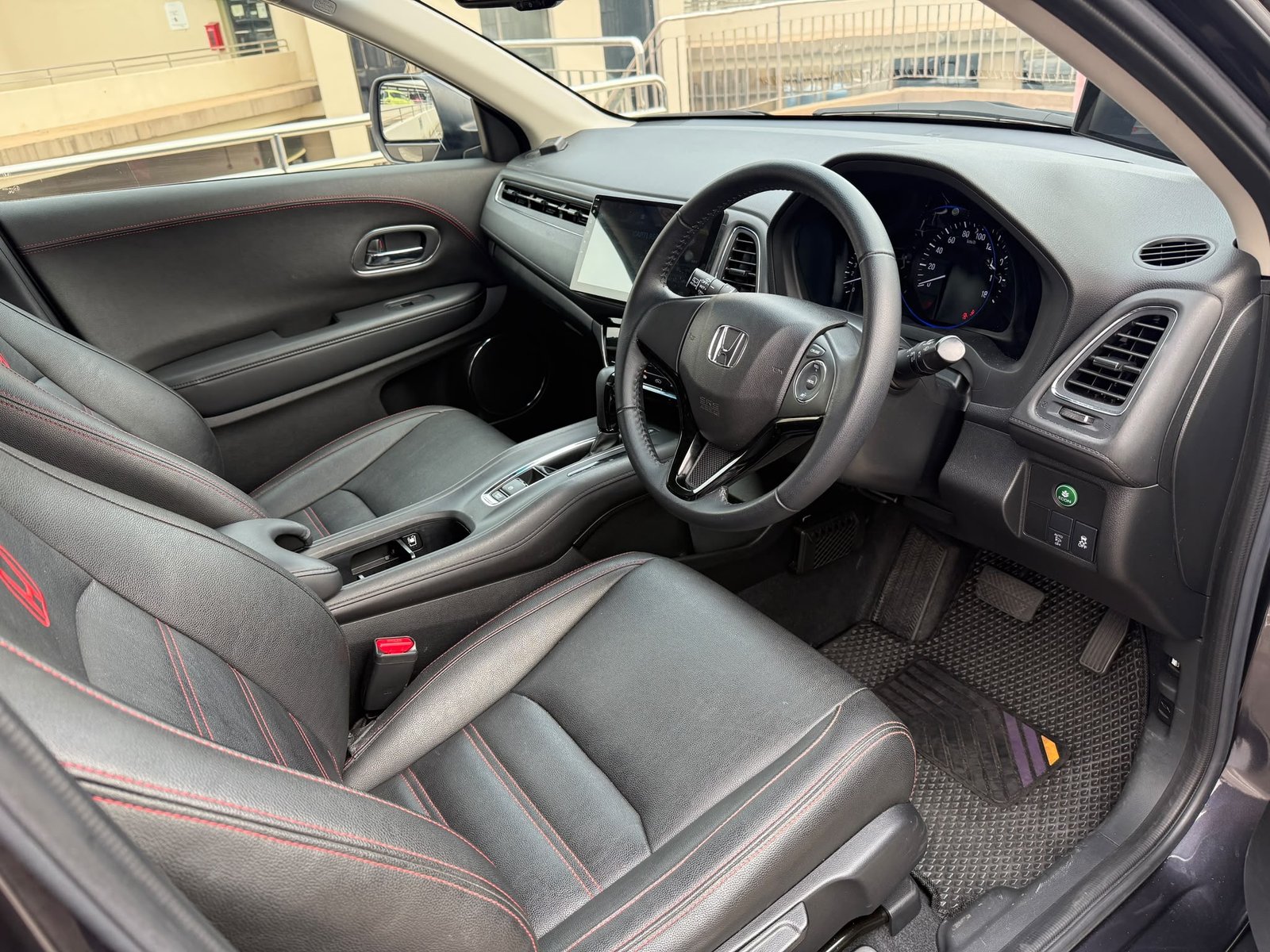 Honda Vezel 1.5 X photo 7